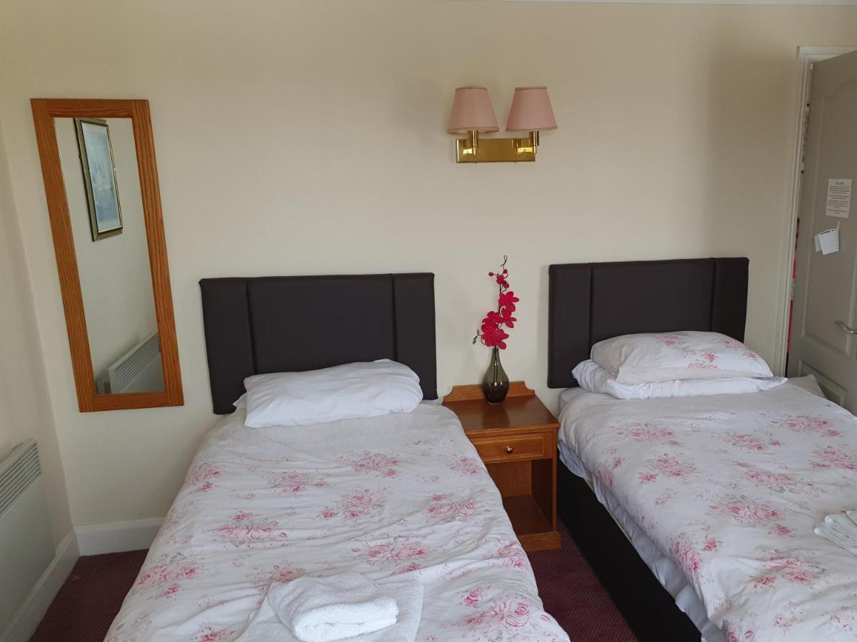 The Windmill Hotel Alford  Екстер'єр фото