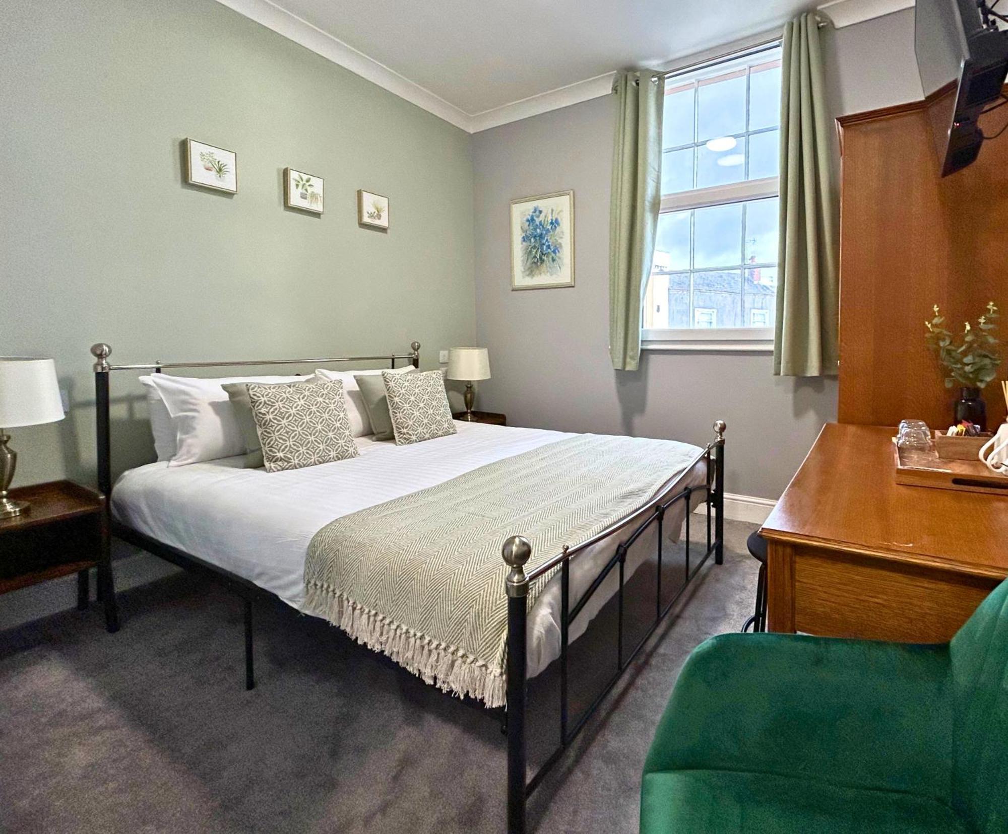 The Windmill Hotel Alford  Екстер'єр фото