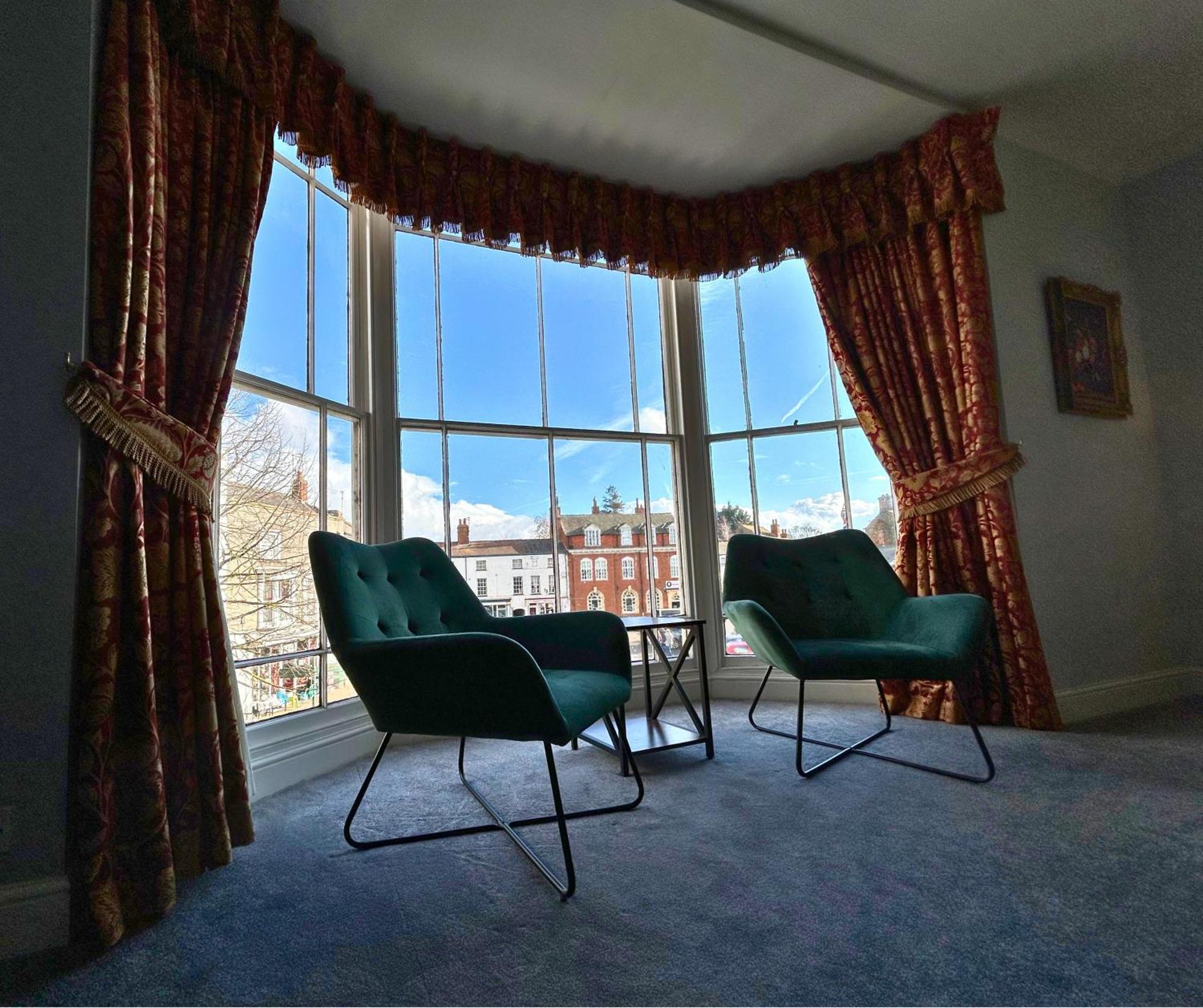The Windmill Hotel Alford  Екстер'єр фото