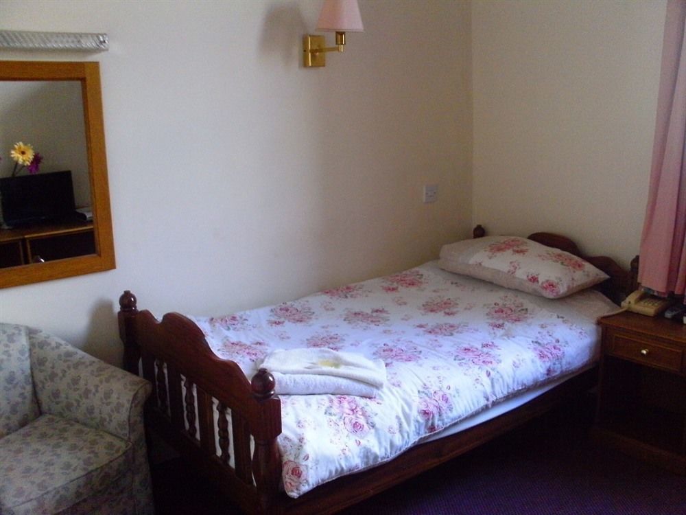 The Windmill Hotel Alford  Екстер'єр фото