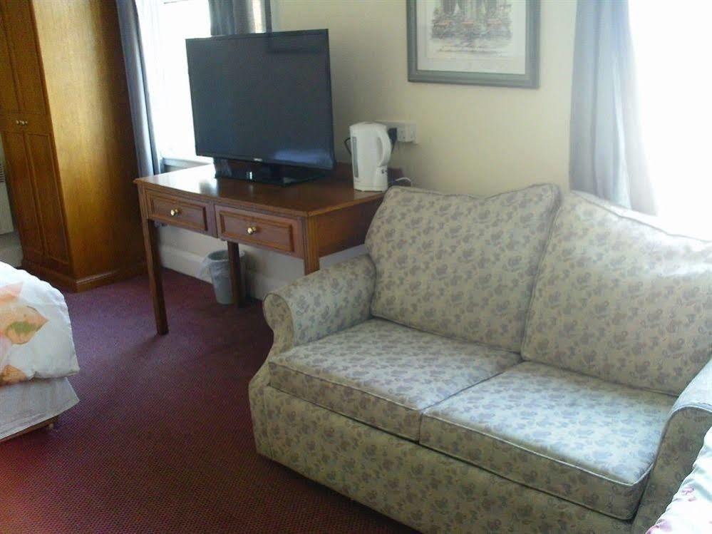 The Windmill Hotel Alford  Екстер'єр фото