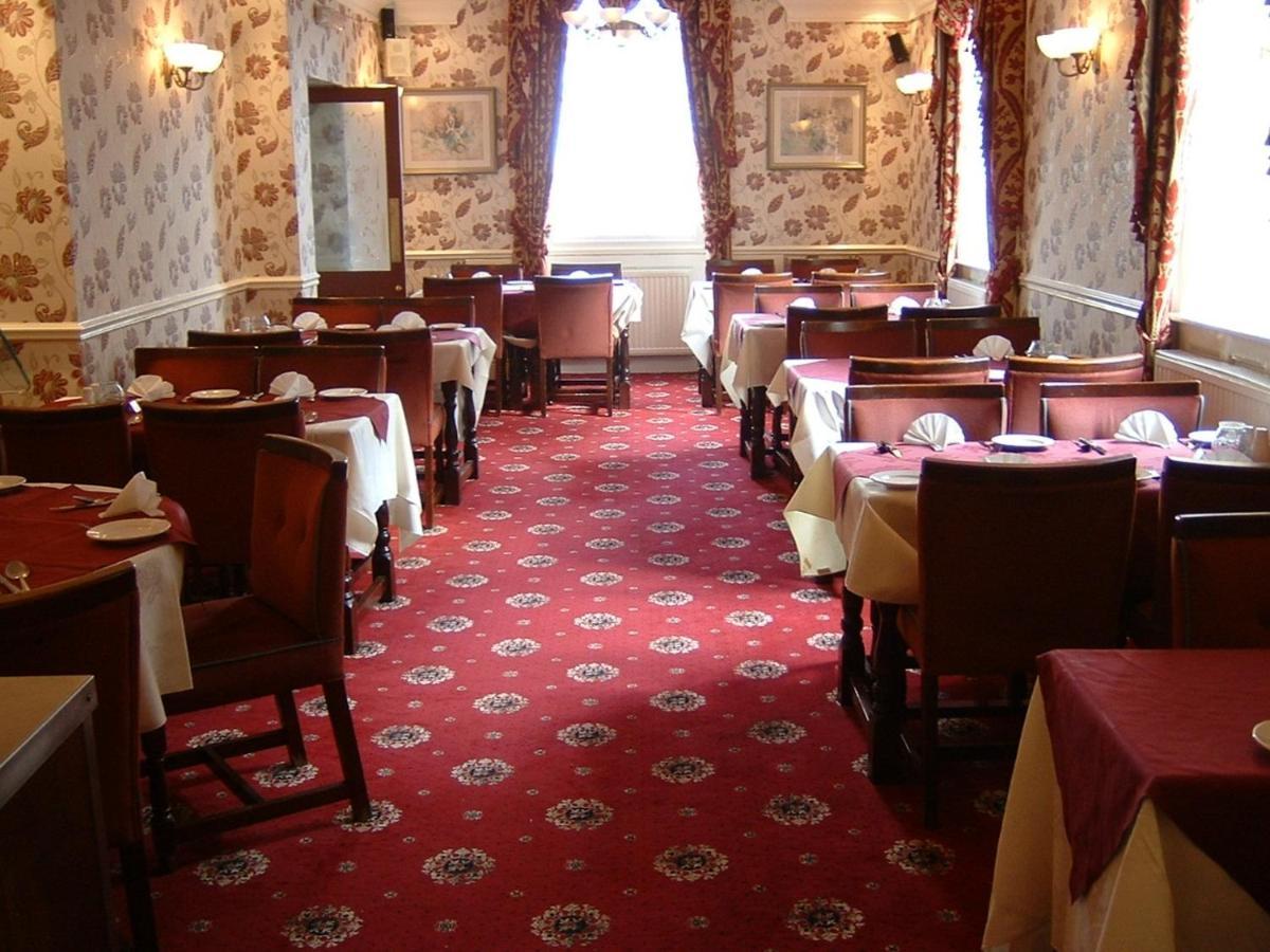 The Windmill Hotel Alford  Екстер'єр фото